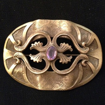 Art Nouveau C-clasp Brooch W/ Small Amethyst - Costume Jewelry
