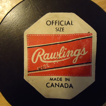 Rawlings St. Louis Blues Hockey Puck