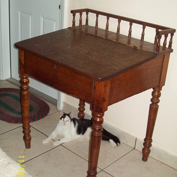 ANTIQUE TIGER OAK SECRETARY'S DESK