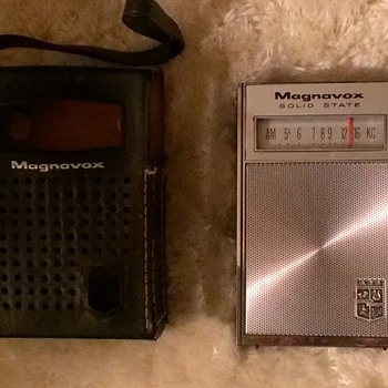 Magnavox 3 AM 804 - Radios