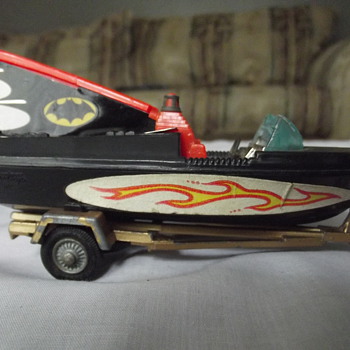 BAT BOAT - Model Cars