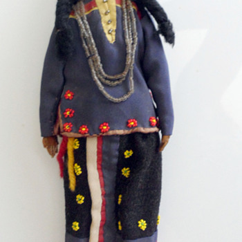 Sioux Indian Dolls - South Dakota - Circa 1890 - Native American