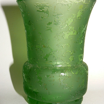 green corroso vase - Art Glass
