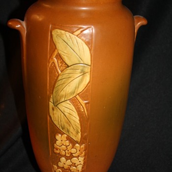 Weller Pottery Vase Velva Pattern 1928