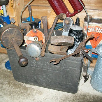 B.F.Goodrich battery toolbox - Tools and Hardware