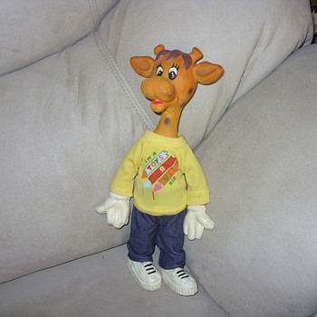 im a toys r us kid - Dolls
