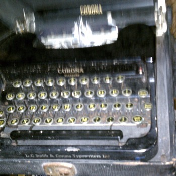 corona typewriter wwII