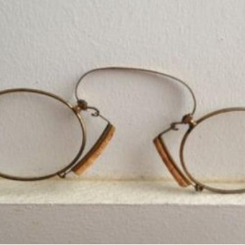 Very old eye glasses - Accessories