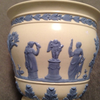 Wedgwood Queensware Embossed Vase - China and Dinnerware
