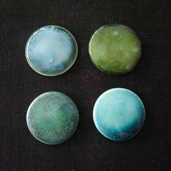 MIXED GREEN ROUNDELS - Art Pottery