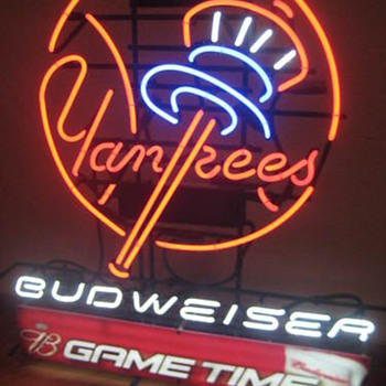 NY Yankees Bud Gametime neon