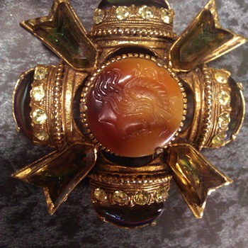 Florenza Maltese Cross