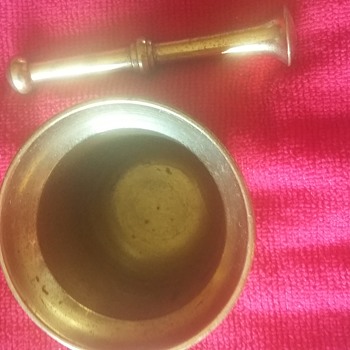 India brass mortar and pestle - Asian