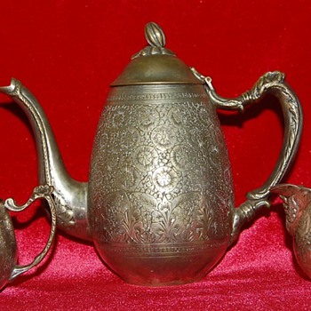 Help Identifying Teapot Maker