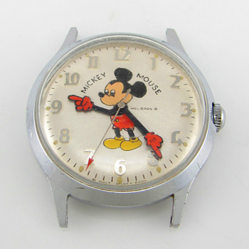 Helbros 17 Jewel Mickey Mouse Wristwatch Circa 1972 - Wristwatches