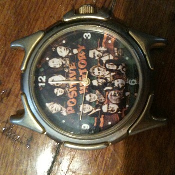 Positive History Watch