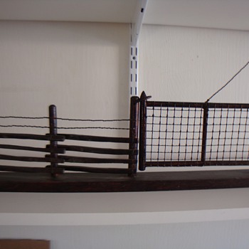SALESMAN SAMPLE FENCE & GATE  - Advertising