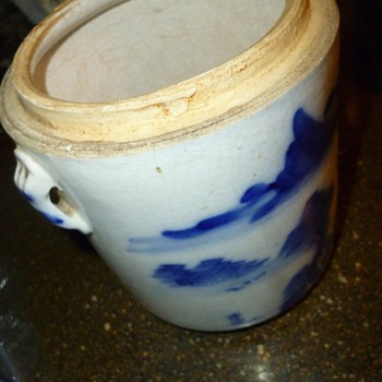 chinese jar