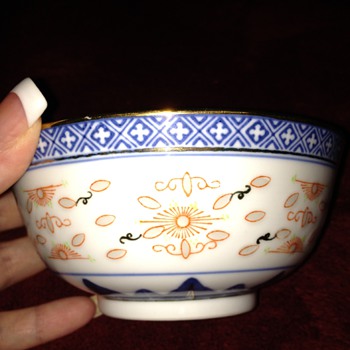 Chinese porcelain rice bowl