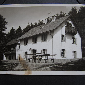 Home sweet home in the 50's - Postcards