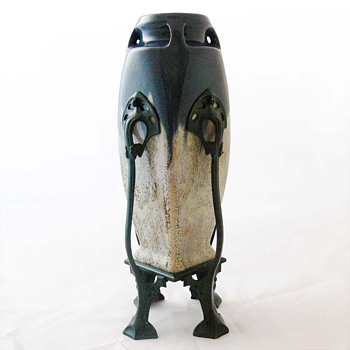 Art Nouveau vase, unknown maker (vase No. 2) - Art Nouveau