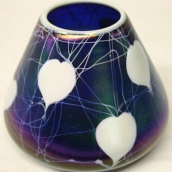 Imperial Free Hand Vase c. 1923 - Art Glass