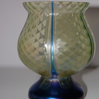 Kralik or Loetz glass ? Any idea ? - Art Glass