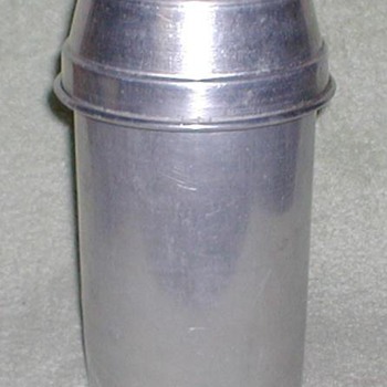 Wear-Ever Aluminum Canister