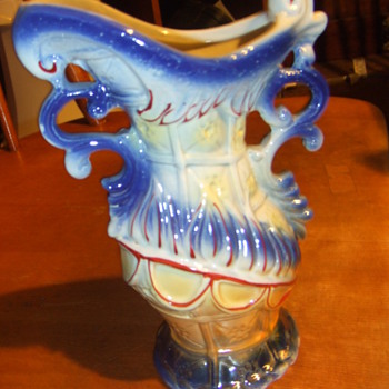 1903 vase - Art Pottery
