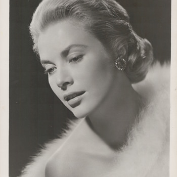 Grace Kelly Promo Photo (1954) - Photographs