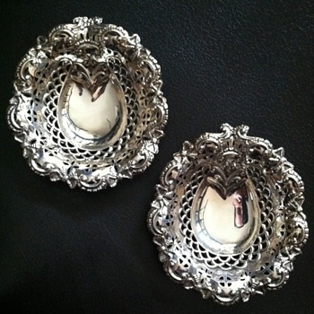 Edwardian Sterling Silver Nut Dishes ~ Birmingham 1905 - Silver