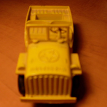 W-2017590 Tootsietoy Jeep - Model Cars