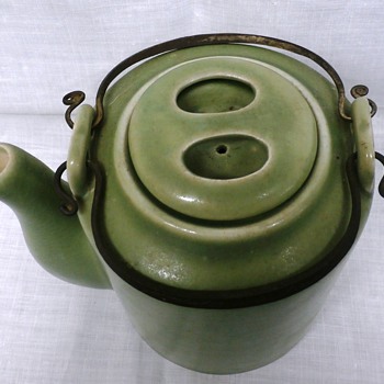 Green Pottery 5" teapot w Wire Bail and 2 Holed Lid????Origin?