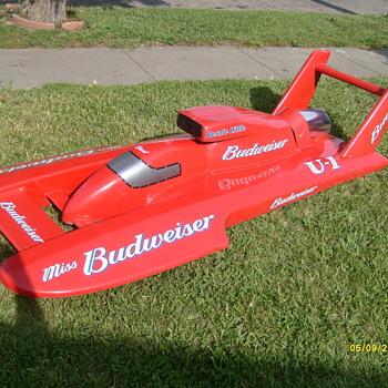 8 foot long miss budweiser u1 hydroplane (Very Rare) advertising item