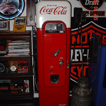 Coca-Cola Vendo 44 Soda Machine