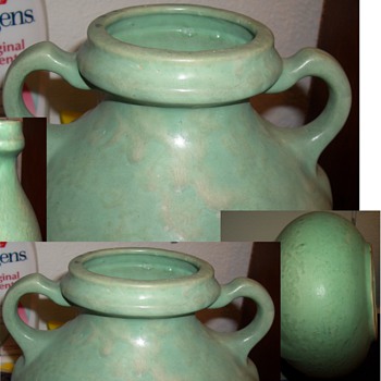 A Very Stunning Green Handled Vase Vessel - Art Pottery