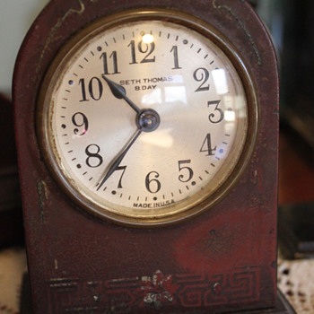 Seth Thomas 8 Day Clock - Clocks