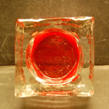 ashrtay red glass Skandinave ? - Art Glass