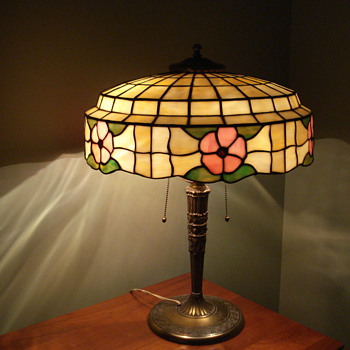 Who made this lamp? - Lamps