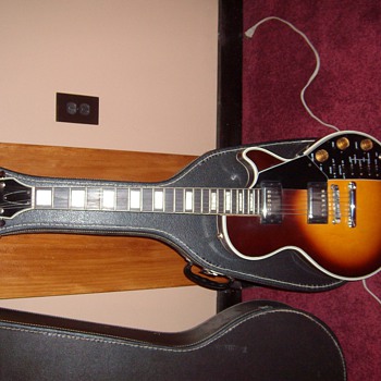 unknown guitar - Guitars
