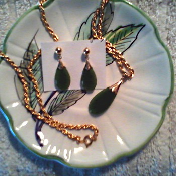 Jade Ear Rings and Matching Pendant - Fine Jewelry