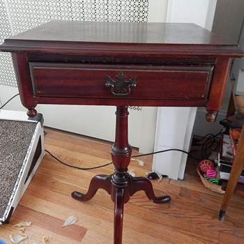 Nite Stand? More of Mom's stuff. - Furniture