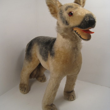 Largest Sized Steiff Arco German Shepherd - Dolls