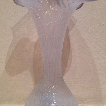 Rindskopf or Kralik opalescent quilted amethyst rim ruffle vase - Art Glass