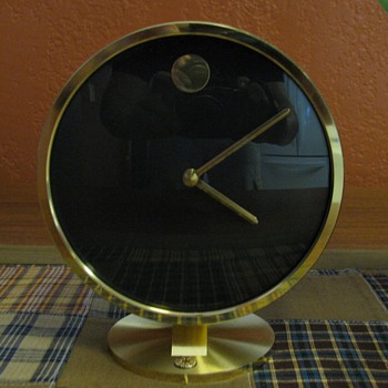 Vintage Howard Miller Table Top Museum Clock