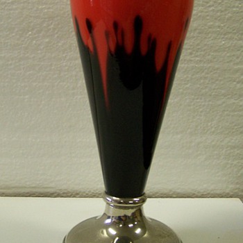 Kralik - Dripping tango (in metal foot) - Art Glass
