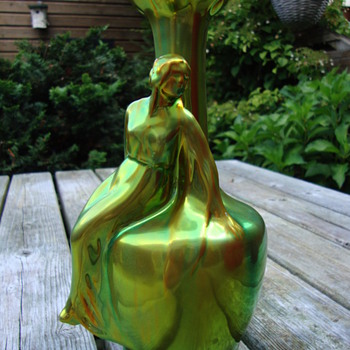eosin glazed vase by zsolnay pecs - Art Nouveau