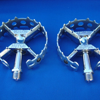 HUTCH BEAR TRAP PEDALS ORIGINAL OLD SCHOOL 1980'S