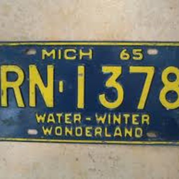 Vintage Michigan liscense plates..... - Signs