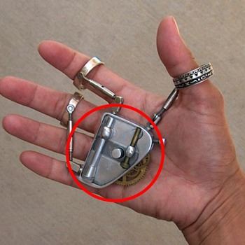 Please help identify this lighter? - Tobacciana
